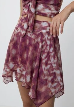 PULL & BEAR Gonna A Campana - Red -PULL - BEAR Negozio 5a0d91f3d0d0411581e02034fdf523b5