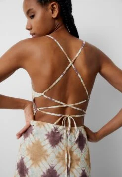 PULL & BEAR PrintedShortVestito EstivoMustard Yellow Donna Vestiti PUC21C14W-E11 -PULL - BEAR Negozio 5ab542918f784020bc730fa73e78a161