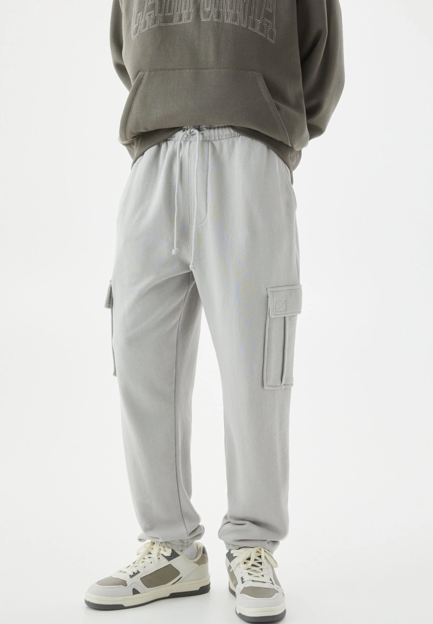 PULL & BEAR JoggersPantaloni CargoLight Grey Uomo Pantaloni PUC22E0F0-C11 3 PULL & BEAR JoggersPantaloni CargoLight Grey Uomo Pantaloni PUC22E0F0-C11