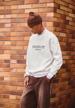 PULL & BEAR SLOGAN - Felpa - White -PULL - BEAR Negozio 5f0dcfdeda2243169270dc4e44e0ce58