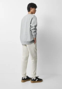 PULL & BEAR Jogger FitPantaloni SportiviWhite Uomo Pantaloni Sportivi E Joggers PUC22E0EW-A11 -PULL - BEAR Negozio 62643492936a4c408bc04740bd9dd606