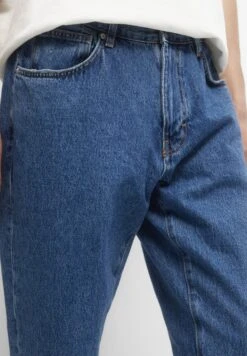 PULL & BEAR Coloured StandardJeans Slim FitBlue Denim Uomo Jeans PUC22G0PK-K11 -PULL - BEAR Negozio 647057e76a484a24a7c6700c517f5bf8