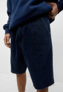 PULL & BEAR Wide-Leg With DartsBermuda Shorts Di JeansDark Blue Uomo Jeans PUC22F0DE-K12 13 PULL & BEAR Wide-Leg With DartsBermuda Shorts Di JeansDark Blue Uomo Jeans PUC22F0DE-K12 -PULL - BEAR Negozio 67ff6f494e7e4a1c8377cfceaeaa94ca