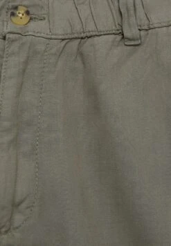 PULL & BEAR ChinoKhaki Uomo Pantaloni PUC22E0EK-N11 -PULL - BEAR Negozio 6889901f6df6438ea3e3cf4d35410ae2