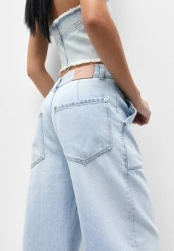 PULL & BEAR Carpenter- Jeans A Sigaretta - Blue -PULL - BEAR Negozio 6ccae93bef4a42e1ae3c66cee01c2c4f