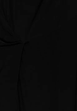 PULL & BEAR Strappy Vestito EstivoBlack Donna Vestiti PUC21C12W-Q11 -PULL - BEAR Negozio 6ec147fa3bab4efe9112cbc0c4b4f55a