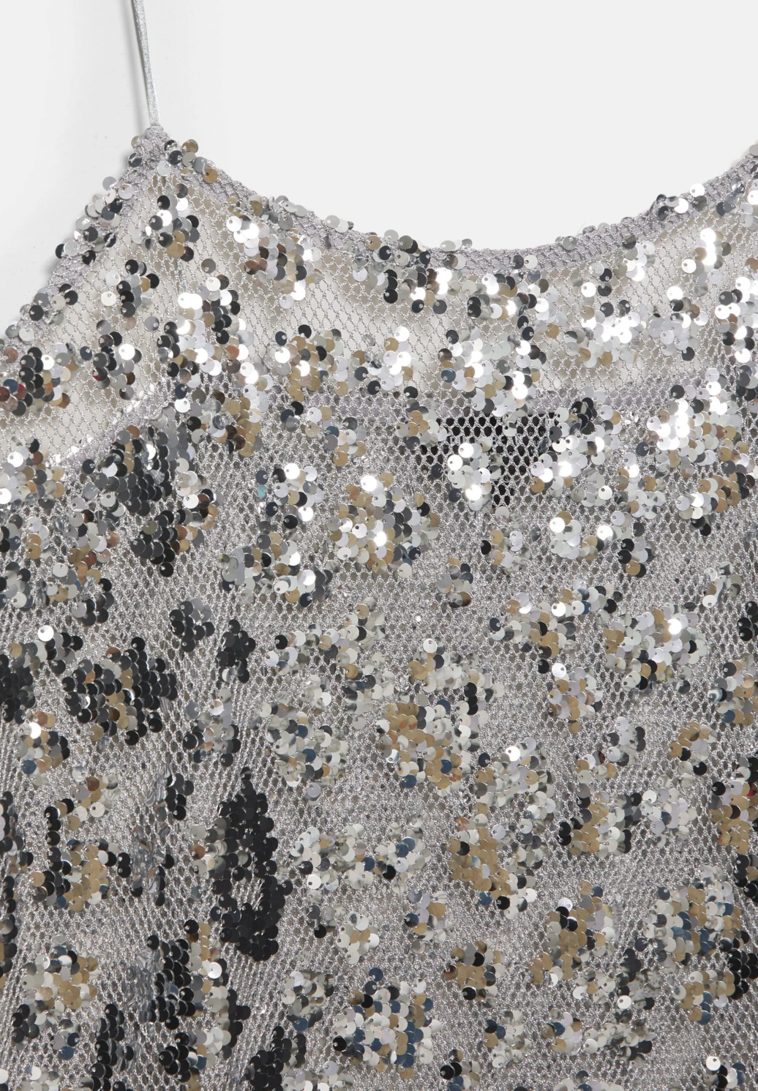 PULL & BEAR SEQUINNED STRAPPY-SHORT - Vestito Elegante - Silver-coloured 11 PULL & BEAR SEQUINNED STRAPPY-SHORT - Vestito Elegante - Silver-coloured - immagine 9