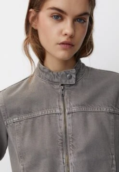 PULL & BEAR High NeckGiacca Di JeansDark Grey Donna Giacche E Blazer PUC21G0J0-C11 -PULL - BEAR Negozio 73cd995c5cd8459f8c3e4ab1983d5511