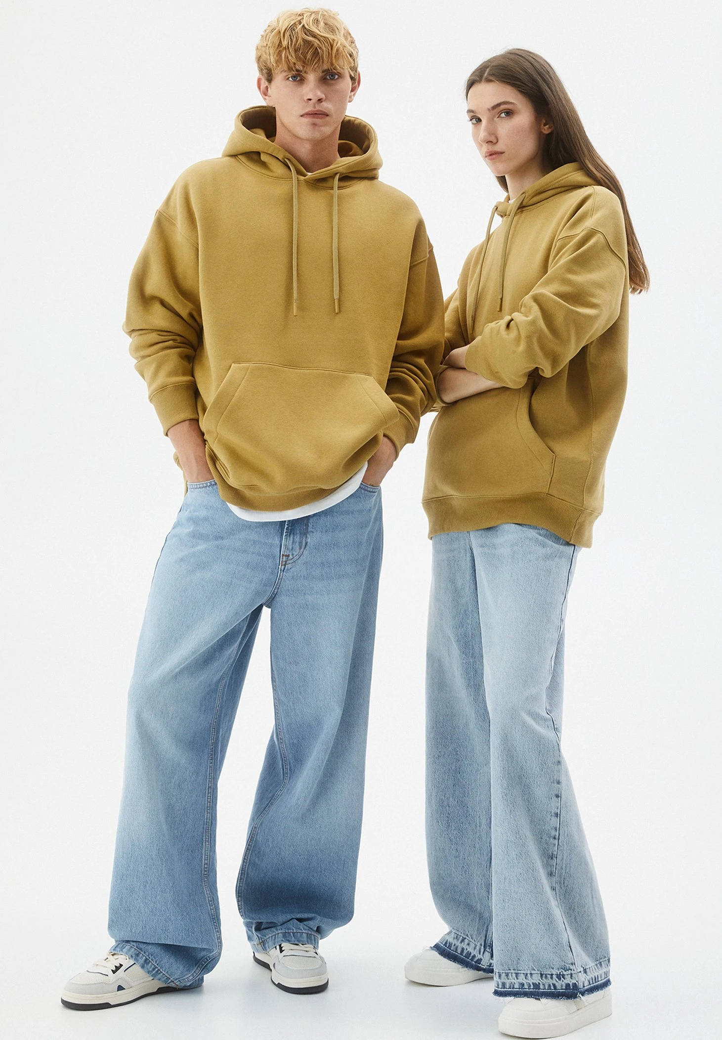 PULL & BEAR Basic ColouredFelpa Con CappuccioMustard Yellow Uomo Maglieria E Felpe PUC21009J-E11 3 PULL & BEAR Basic ColouredFelpa Con CappuccioMustard Yellow Uomo Maglieria E Felpe PUC21009J-E11