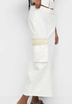 PULL & BEAR Gonna A PortafoglioBeige Donna Gonne PUC21B0JE-B11 -PULL - BEAR Negozio 7d0f931a08d3417385908e714f267a5b