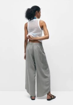 PULL & BEAR Rustic Wrap- Pantaloni - Stone -PULL - BEAR Negozio 7dac6a2f0b30437b93090fca60a3ca54