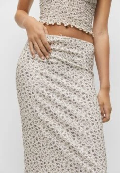 PULL & BEAR Floral-MidiGonna A TubinoBeige Donna Gonne PUC21B0KE-B11 -PULL - BEAR Negozio 7e9f10f879c54855b9515a5f860ca3a5