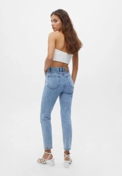 PULL & BEAR Mom FitJeans Tapered FitBlue Denim Donna Jeans PUC21N0ER-K14 11 PULL & BEAR Mom FitJeans Tapered FitBlue Denim Donna Jeans PUC21N0ER-K14 -PULL - BEAR Negozio 809f291c87fd4bfdb3d6eebc704a1597