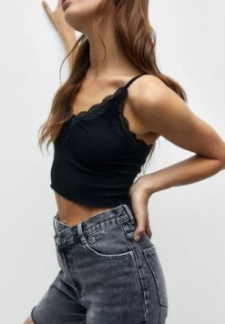 PULL & BEAR TopBlack Donna T-shirt E Top PUC21D24B-Q11 -PULL - BEAR Negozio 811b1c41d3f146b2a8b35448fcf8b869