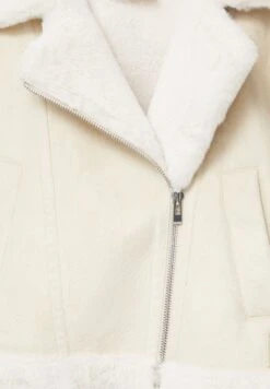 PULL & BEAR Double FacedBlazerBeige Donna Giacche E Blazer PUC21G0I9-B11 -PULL - BEAR Negozio 811b5d34c97445549212e147f061deb4