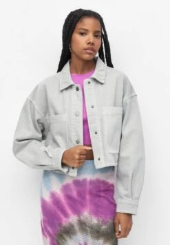 PULL & BEAR Cropped With PocketsGiacca LeggeraOff White Donna Giacche E Blazer PUC21G0HP-M11