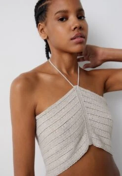 PULL & BEAR Halter CropTopBeige Donna T-shirt E Top PUC21D2GR-B11 -PULL - BEAR Negozio 85cd7abe73b543d4ac7243ace2635a0a