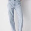 PULL & BEAR Mid-Waist Barrel- Jeans A Sigaretta - Light Blue Denim -PULL - BEAR Negozio 86f1c3fe25d046a59df7352fad69d5b4