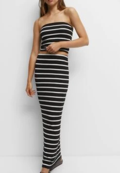 PULL & BEAR Long StripedGonna LungaBlack Donna Gonne PUC21B0K9-Q11 -PULL - BEAR Negozio 876fd641e0ca4ecdaf225ca04736aa0a