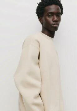 PULL & BEAR ROUND NECK - Felpa - Beige 18 PULL & BEAR ROUND NECK - Felpa - Beige -PULL - BEAR Negozio 88aaa9f968f347589aa6e74e33e7407f