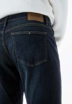 PULL & BEAR Comfort- Jeans Slim Fit - Light Blue -PULL - BEAR Negozio 897fe19668a643cfb7142f3e8f27e7ff