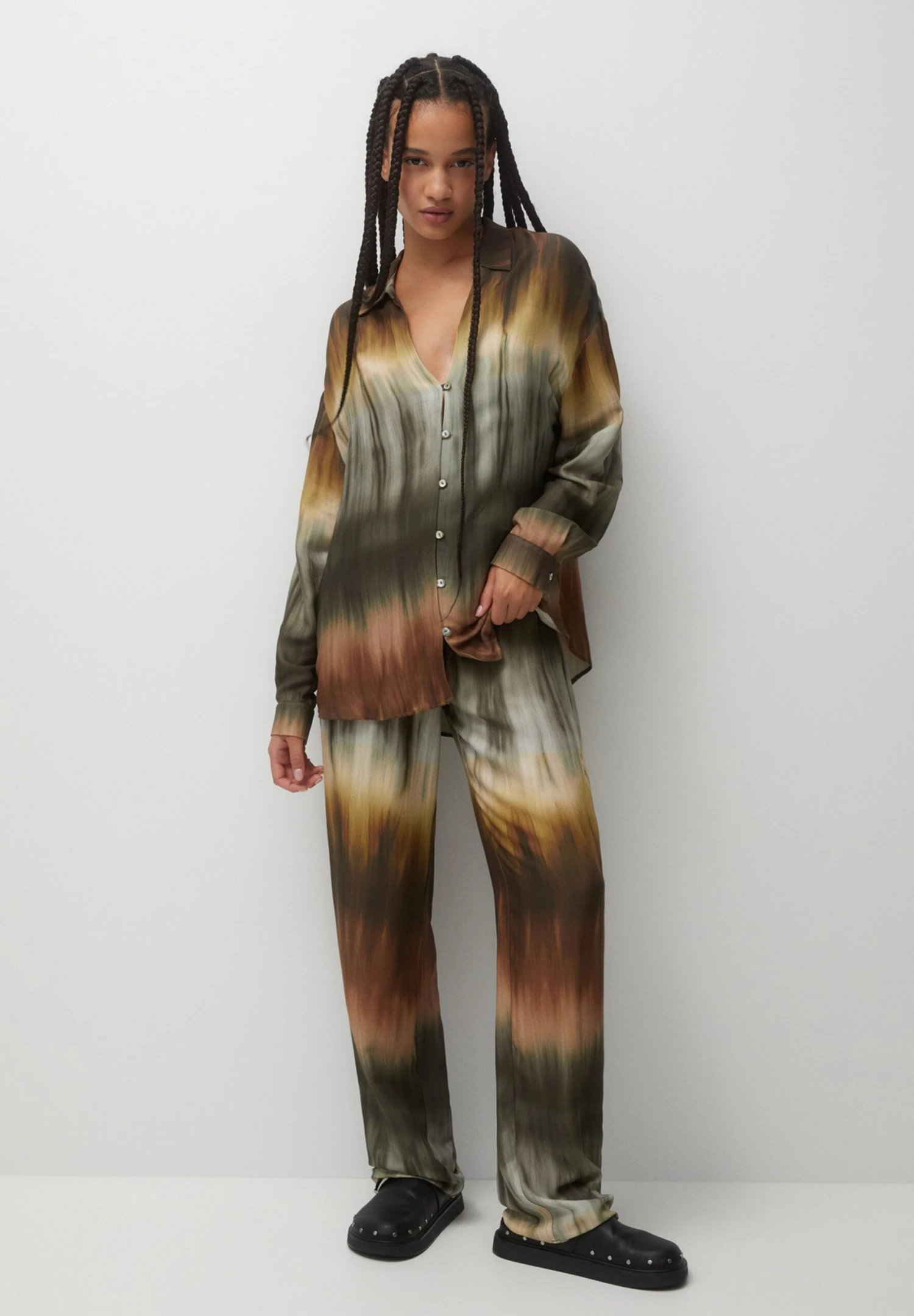 PULL & BEAR Tie-DyeCamiciaOchre Donna Camicie E Bluse PUC21E12K-O12 4 PULL & BEAR Tie-DyeCamiciaOchre Donna Camicie E Bluse PUC21E12K-O12 - immagine 2