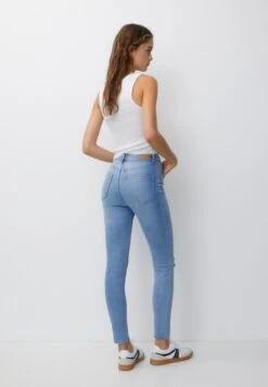 PULL & BEAR Super High WaistedJeans Skinny FitLight-Blue Denim Donna Jeans PUC21N0MA-K12 -PULL - BEAR Negozio 8da3526c1d7941e486bcc241799e9113