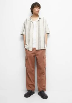 PULL & BEAR Short Sleeve RusticCamiciaBeige Donna Camicie E Bluse PUC22D0JV-B11 -PULL - BEAR Negozio 91542505ff7d4e8a8259434d18e02f26