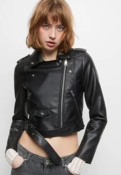 PULL & BEAR With Side ZipGiacca In SimilpelleBlack Donna Giacche E Blazer PUC21G0F0-Q11 -PULL - BEAR Negozio 98526c52ecac427886e29508f7085cbd