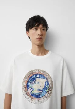 PULL & BEAR Short Sleeve With Round PrintT-Shirt Con StampaWhite Uomo T-shirt E Polo PUC22O1PE-A11 12 PULL & BEAR Short Sleeve With Round PrintT-Shirt Con StampaWhite Uomo T-shirt E Polo PUC22O1PE-A11 -PULL - BEAR Negozio 9865b3f9d3da4f0dab4f13dc20219ac5