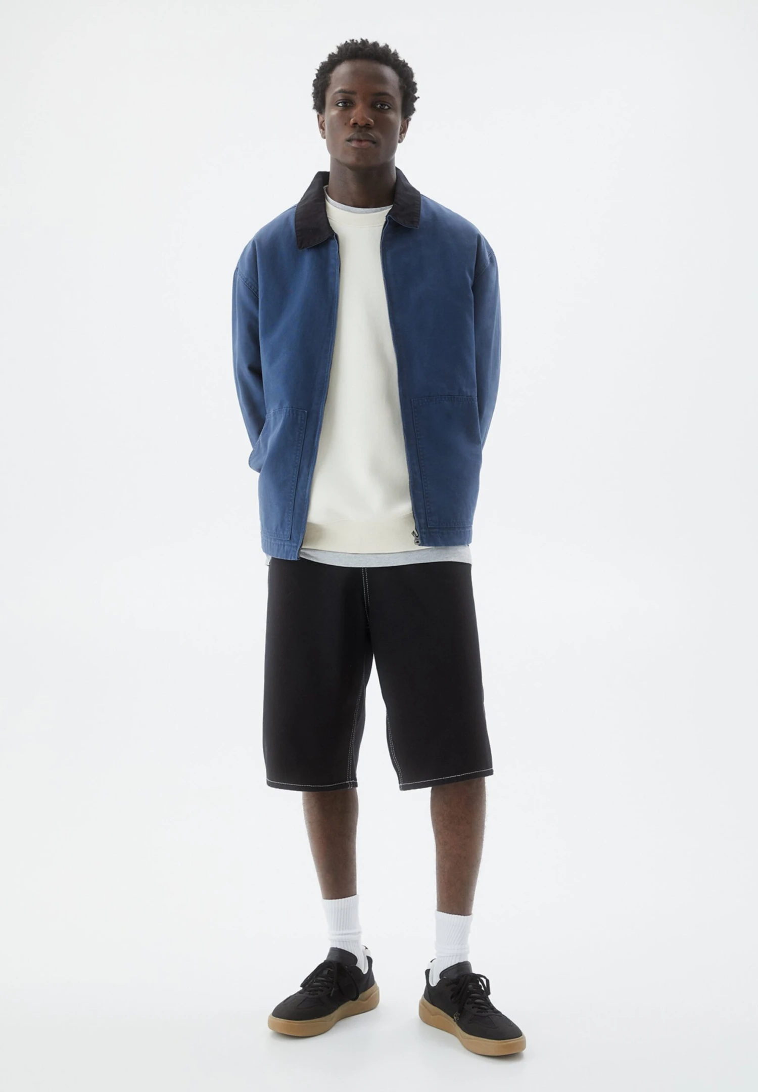 PULL & BEAR Utility With Contrast Collar Giacca Da Mezza StagioneBlue Uomo Giacche PUC22T0SY-K11 4 PULL & BEAR Utility With Contrast Collar Giacca Da Mezza StagioneBlue Uomo Giacche PUC22T0SY-K11 - immagine 2