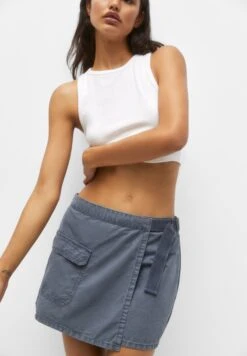 PULL & BEAR Crossover With Pockets- Gonna A Portafoglio - Blue/Grey -PULL - BEAR Negozio 9f6cf8cdd01e46c0ad42e1fd42f77217