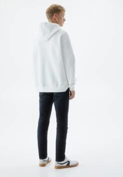 PULL & BEAR Comfort- Jeans Slim Fit - Light Blue -PULL - BEAR Negozio a0a393ecac78455ea29d742cac531259