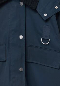 PULL & BEAR Collar Waxed CroppedGiacca LeggeraDark Blue Donna Giacche E Blazer PUC21U0GO-K11 -PULL - BEAR Negozio a0bcc3ee56a74ee0b0a5fd861f320d6e