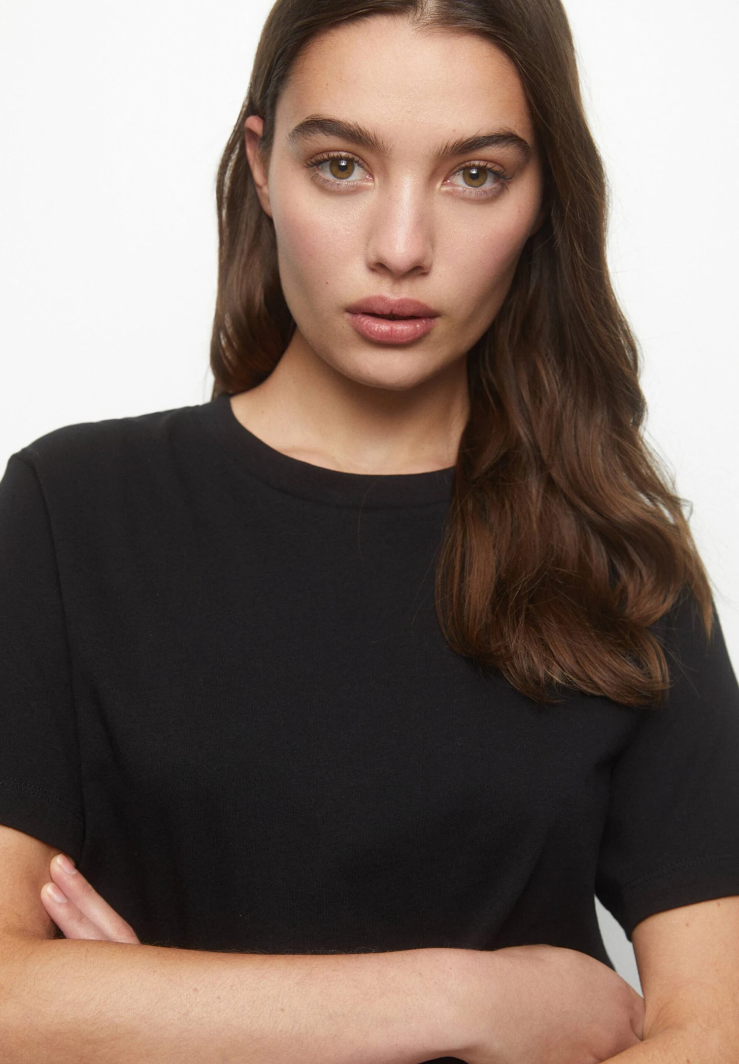 PULL & BEAR Cropped T-Shirt BasicBlack Donna T-shirt E Top PUC21D2A0-Q11 6 PULL & BEAR Cropped T-Shirt BasicBlack Donna T-shirt E Top PUC21D2A0-Q11 - immagine 4
