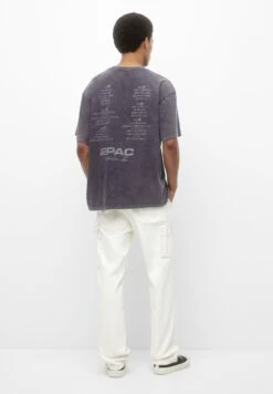 PULL & BEAR Tupac GraphicT-Shirt Con StampaLight Grey Uomo T-shirt E Polo PUC22O1OW-C11 -PULL - BEAR Negozio a426911de65a48a3b5fddaadb9875f40