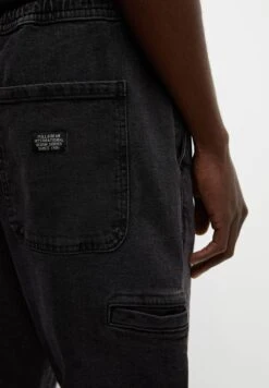 PULL & BEAR Basic Pantaloni SportiviBlack Uomo Pantaloni Sportivi E Joggers PUC22E0EQ-Q11 -PULL - BEAR Negozio a7d400fe74924d3d8f8414f342eeba91