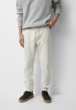 PULL & BEAR Jogger FitPantaloni SportiviWhite Uomo Pantaloni Sportivi E Joggers PUC22E0EW-A11