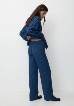 PULL & BEAR Flowing PantaloniBlue Donna Pantaloni PUC21A0VK-K11 -PULL - BEAR Negozio a882b10c792145d79989878c8f3e1812