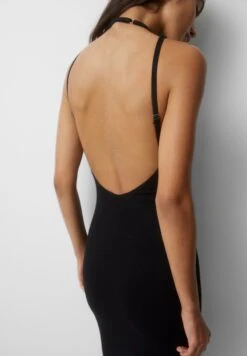 PULL & BEAR Halterneck Vestito LungoBlack Donna Vestiti PUC21C14Y-Q11 10 PULL & BEAR Halterneck Vestito LungoBlack Donna Vestiti PUC21C14Y-Q11 -PULL - BEAR Negozio ada27cffc0244ffcb907df1f4fdb1e1e