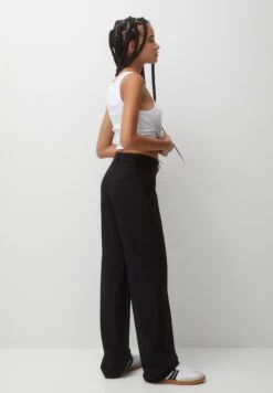 PULL & BEAR With Seam DetailPantaloniBlack Donna Pantaloni PUC21A0LL-Q11 -PULL - BEAR Negozio b3afb3f457604efbbc635eb99e482cfe