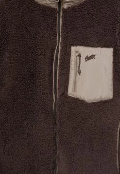 PULL & BEAR Giacca In Pile - Brown -PULL - BEAR Negozio b5e7f9b6839b423f9013b6efe8d0692e