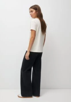 PULL & BEAR Varsity GraphicT-Shirt Con StampaWhite Donna T-shirt E Top PUC21D2IY-A11 -PULL - BEAR Negozio b99f52059b504092bdf3fa546d7a653c