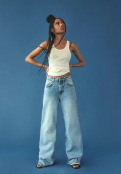 PULL & BEAR Jeans A ZampaLight Blue Donna Jeans PUC21N0KI-K11 -PULL - BEAR Negozio bdfda766421e4a89a892c1d660a49a57