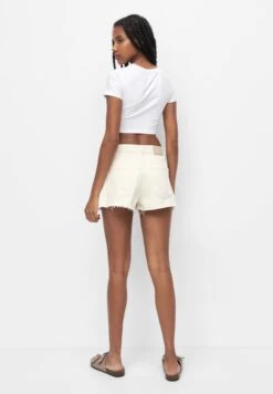 PULL & BEAR Darted- Shorts Di Jeans - Beige -PULL - BEAR Negozio be4258a2a694465a827797c6af0a4274