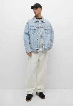 PULL & BEAR With PocketsGiacca Di JeansBlue Denim Uomo Giacche PUC22T0RN-K12 -PULL - BEAR Negozio bf73fafedf8c4a3a84c21bb580fd2476