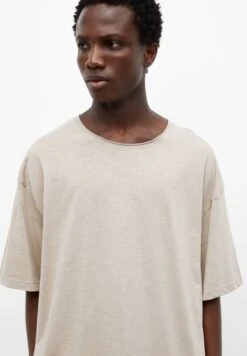 PULL & BEAR Basic Short SleevedT-Shirt BasicSand Uomo T-shirt E Polo PUC22O1MR-B11 -PULL - BEAR Negozio c00877ca02a74ee29ec41a41dff46e6e