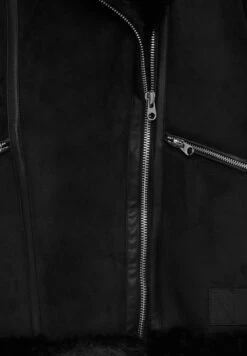 PULL & BEAR Double Faced Giacca In SimilpelleMottled Black Donna Giacche E Blazer PUC21U0E0-Q11 -PULL - BEAR Negozio c320a2c11d46436a8607ed84e92f678a