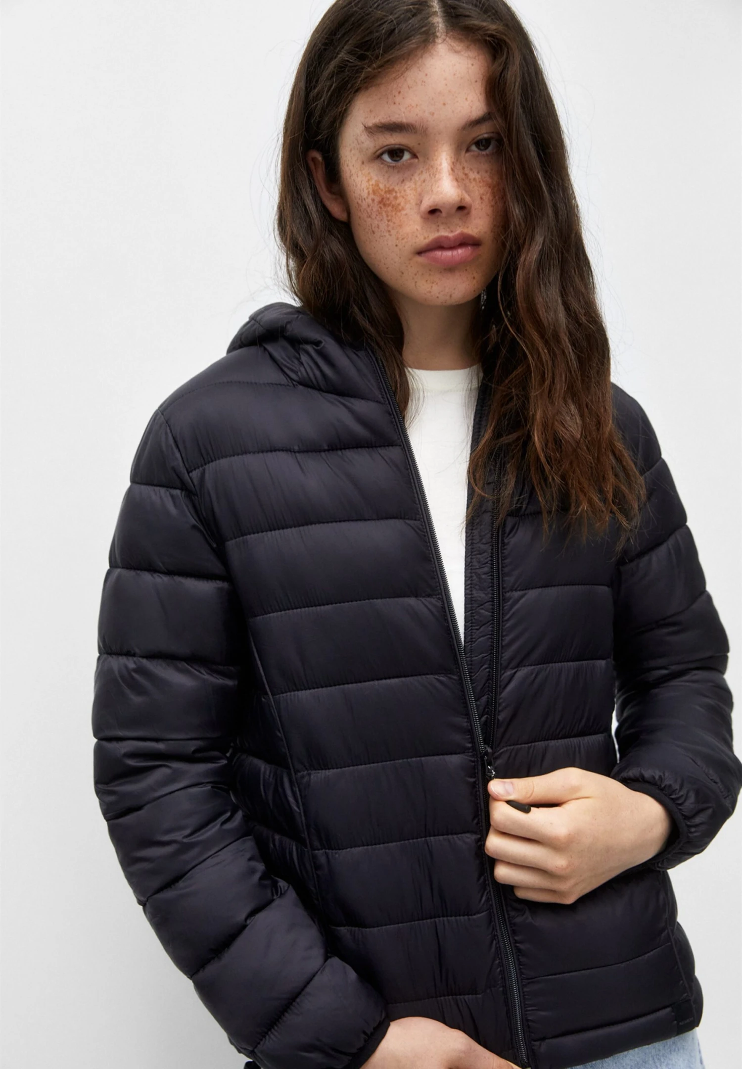 PULL & BEAR Weight Hooded - Puffer - Giacca Invernale - Black 6 PULL & BEAR Weight Hooded - Puffer - Giacca Invernale - Black - immagine 4