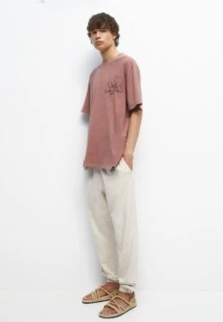 PULL & BEAR Short Sleeve With Floral And Slogan Print T-Shirt Con StampaPink Uomo T-shirt E Polo PUC22O1O6-J11 -PULL - BEAR Negozio c5e78d1681a84bcaa9b66fca8ff397b0